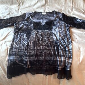 Live and Let Live Elegant Black/Gray velvet paisley top.